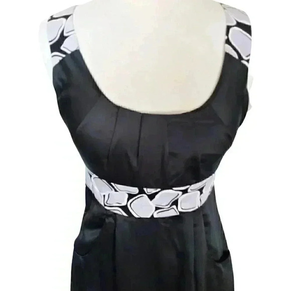 Max & Cleo Black Charmeuse Pleated Sleeveless Party Dress Dress W/ Pockets - Picture 2 of 8